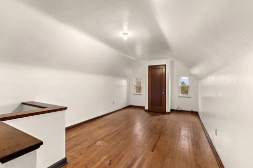 1769 Bower Hill Rd, Pittsburgh PA 15243-1508 exterior