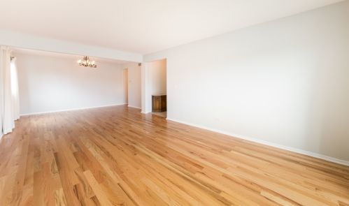 4558 Maria Ct, Chicago IL 60656-4255 exterior