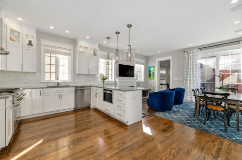 2219 Shakespeare Ave, Chicago IL 60647-3316 exterior