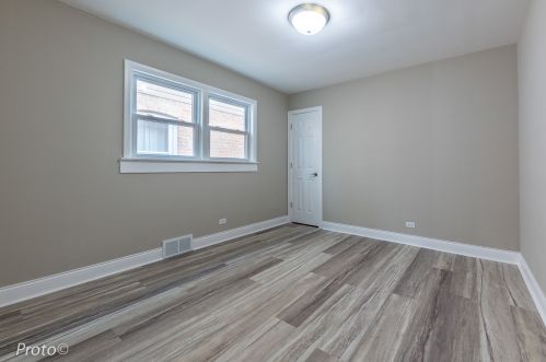 7209 Ridgeway Ave, Chicago IL  60629-4330 exterior