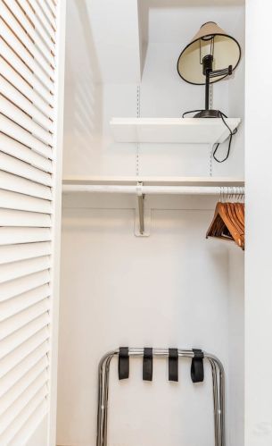 938 Noble St, Chicago IL  60642-5303 exterior