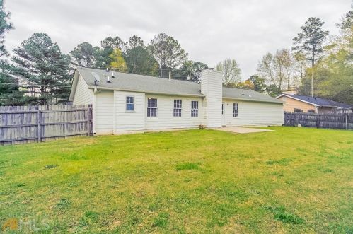 3521 Oakwilde Ct, Lithonia GA 30039-4914 exterior