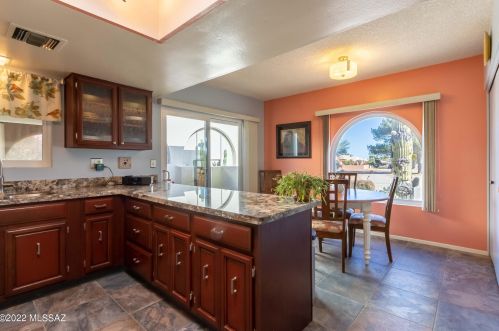 1017 Paseo Iris, Green Valley AZ 85614-3644 exterior