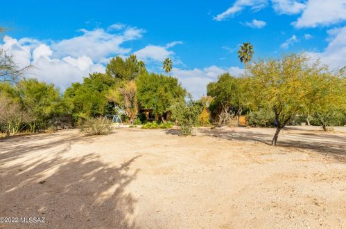 8835 20th St, Tucson AZ  85710-6203 exterior