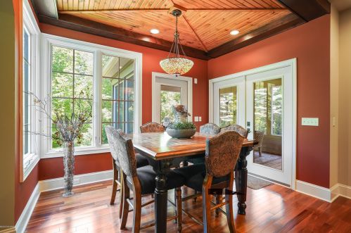 2068 Tall Pne Dr, Grand Rapids MI 49546-7923 exterior