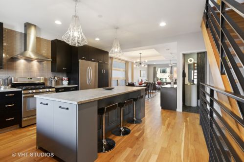 2237 Erie St, Chicago IL 60644-1714 exterior