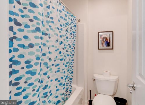 120 Fallston Mdw Ct, Fallston MD 21047-2543 exterior