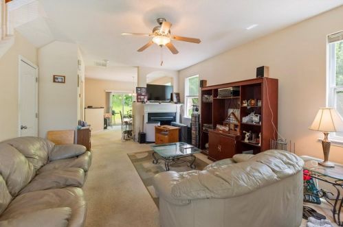 1401 Bayrose Cir, Atlanta, GA 30344-1690