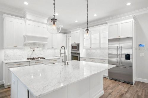 3311 Empedrado St, Tampa FL  33629-7110 exterior