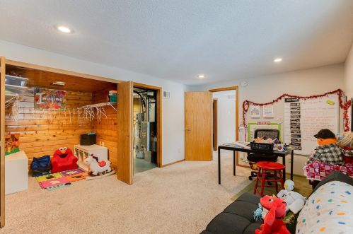 2698 Greystone, Saint Paul MN 55128-3919 exterior