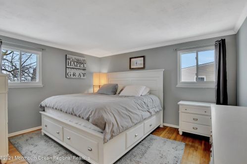 28 Alpha Ave, Old Bridge NJ 08857-2210 exterior