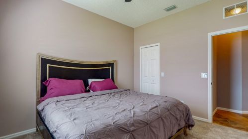 2081 Burlington St, Fort Pierce FL  34984-4350 exterior