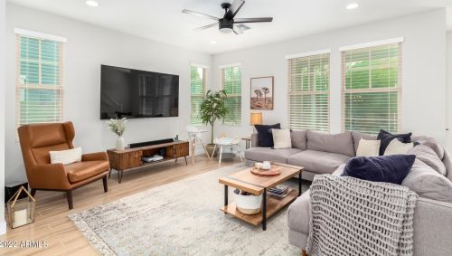 25818 20 Ln, Phoenix AZ 85085-1714 exterior