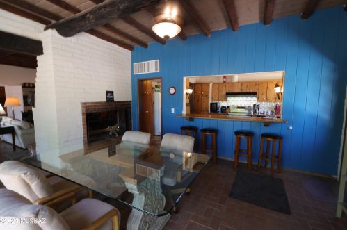 10700 Tanque Verde Rd, Tucson AZ 85749-9611 exterior