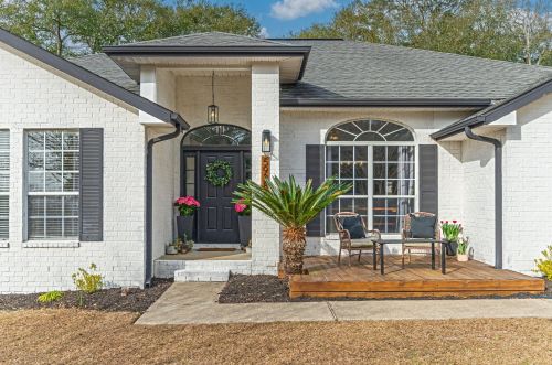 5938 Ridgeview Dr, Milton FL  32570-5057 exterior