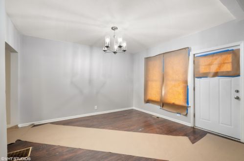 7321 Kimbark Ave, Chicago, IL 60619-1429