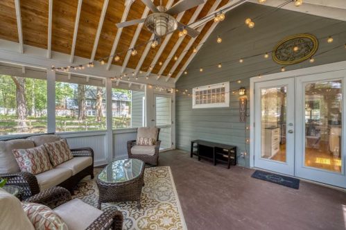 30 Clifton St, Atlanta GA  30317-2010 exterior