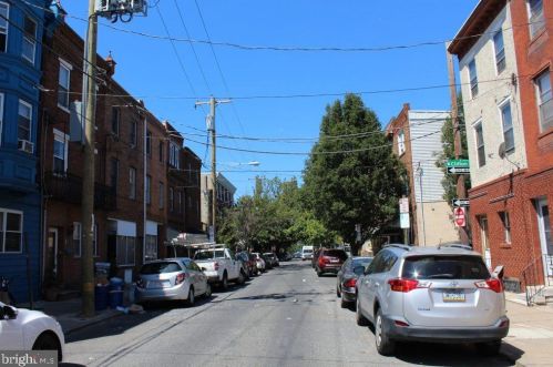 1021 Ellsworth St, Philadelphia PA  19147-4637 exterior