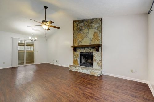 6310 Creekford Dr, Lithonia GA 30058-3948 exterior