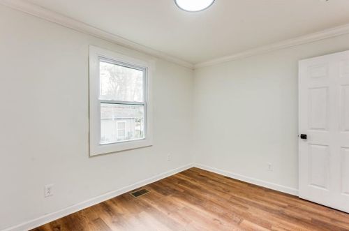 1896 Bonniview St, Atlanta GA 30310-4924 exterior