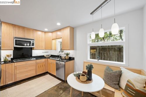 1310 Acton St, Berkeley CA 94706-2528 exterior