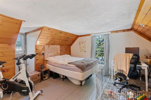 94 Woodford St, Portland ME 04103-4513 exterior