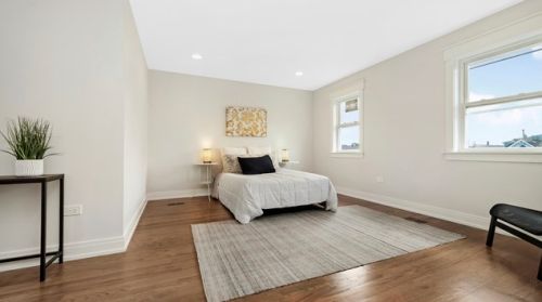 1837 Mozart St, Chicago IL 60647-5111 exterior