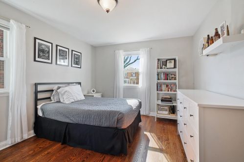 9323 Claremont Ave, Chicago IL 60643-6719 exterior