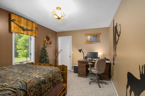 8415 Hidden Dr, Middlevle MI 49333-9186 exterior