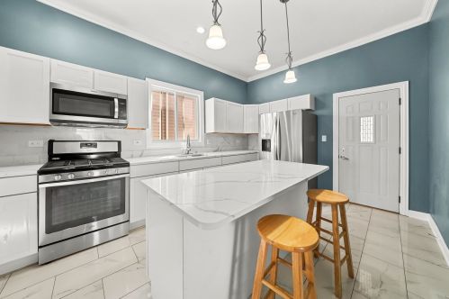 4633 Erie St, Chicago IL  60644-1714 exterior