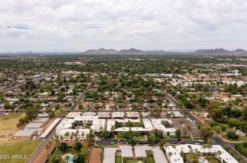 325 Colter St, Phoenix AZ 85018-1536 exterior