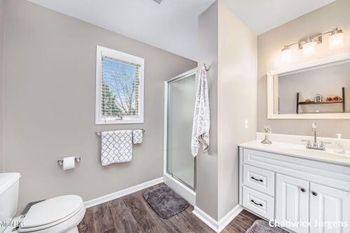 5542 Thoroughbred Dr, Wyoming MI 49418-8309 exterior