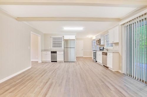 5220 Black Foot Dr, Lithonia GA  30038-1104 exterior