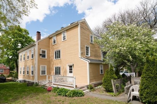 28 Dearborn St, Salem MA 01970-2401 exterior