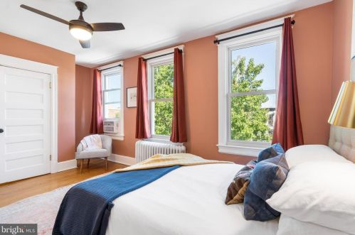 1922 4th St, Washington DC  20002-1251 exterior