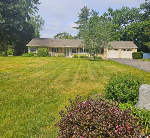 5834 Angling Rd, Kalamazoo, MI 49024-1074