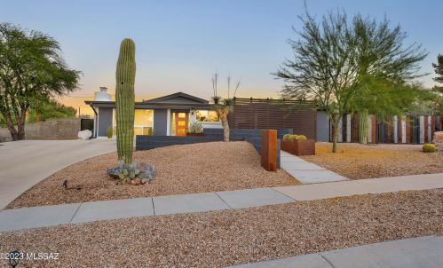 6126 Seneca St, Tucson AZ  85712-3011 exterior