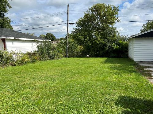 6754 51st St, Milwaukee WI  53223-6037 exterior