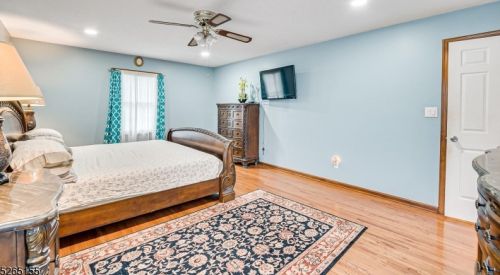 48 Morgan Ln, Bridgewater NJ 08807-3008 exterior