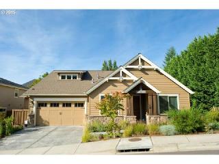 9813 Crossing Dr, Portland, OR 97229-1029
