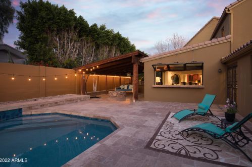 7345 2 Ave, Phoenix AZ 85023-6573 exterior