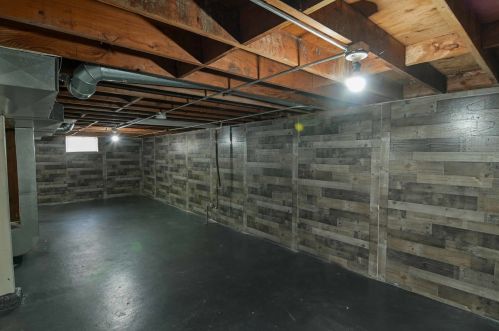 2617 Lewis Ave, Waukegan IL 60087-3801 exterior