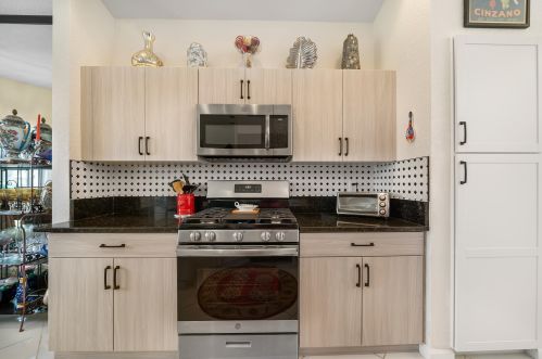 426 Springview Loop, Fort Pierce FL  34986-2663 exterior