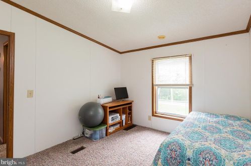 518 Pheasant Rdg Cir, Lancaster PA exterior