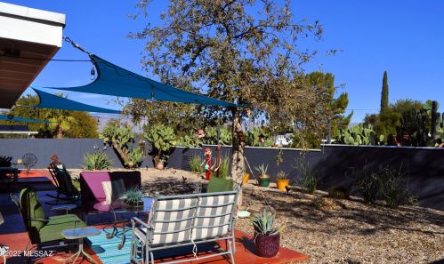 3231 Champlain Ave, Tucson AZ  85730-1942 exterior