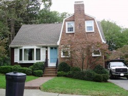 17 Arapahoe Rd, Newton, MA 02465-2202