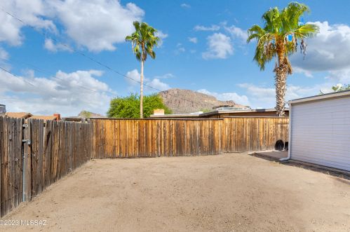 4402 Avenida Don Fernando, Tucson AZ  85757-9433 exterior