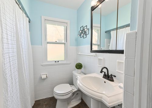 2852 89, Milwaukee WI 53222-4603 exterior