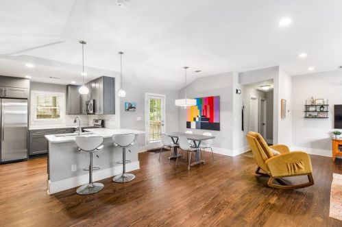 1303 Diamond Ave, Atlanta GA 30316-3417 exterior