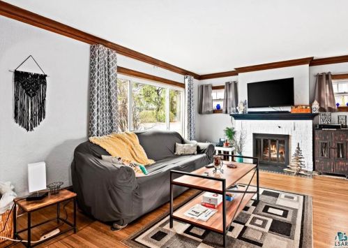 1018 19 Ave, Duluth MN 55806-2111 exterior